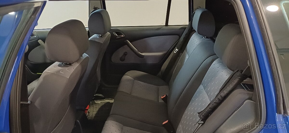 Škoda Octavia Combi Tour 1.6 75kW, benzin r.v.2007 - 11