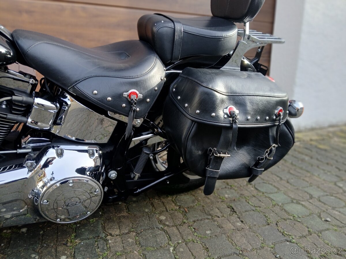 Harley-Davidson FLSTC Heritage Softail Classic 103 - 11