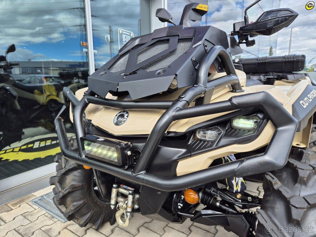 CAN-AM Outlander 1000R XMR - 11
