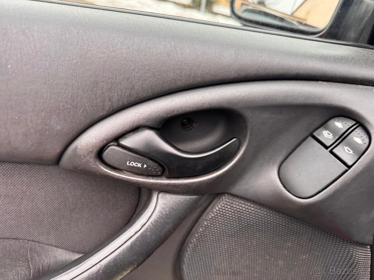 Ford Focus 1.6benzin, klimatizace, nova STK - 11