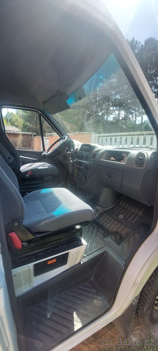 Obytný mercedes - 11