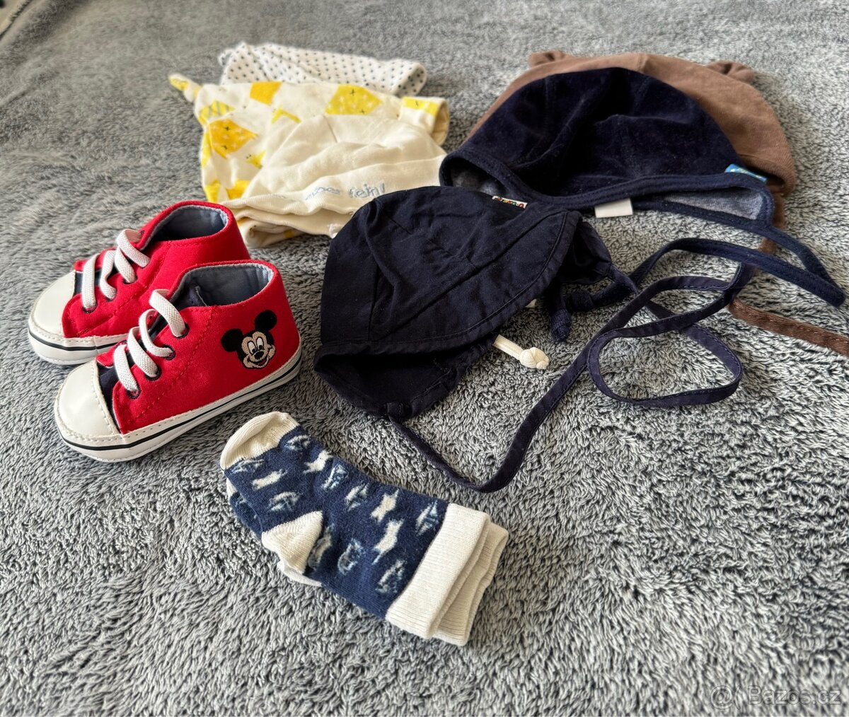 mix oblečení na chlapečka vel. 62-68 (90kusů oblečení) - 11