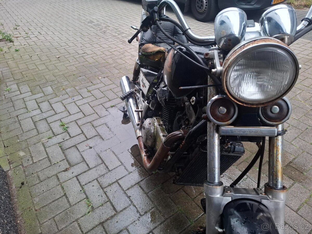 Honda VT1100 1986 - 11