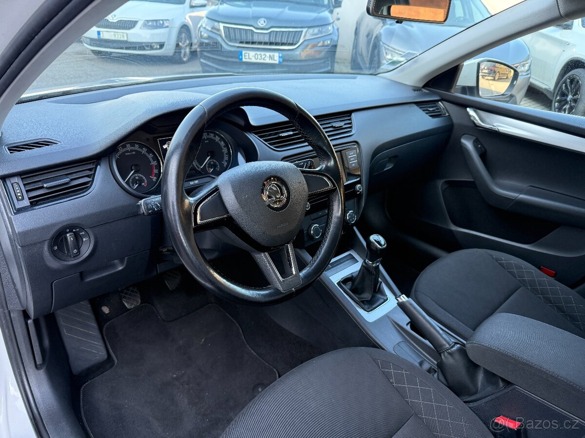 Škoda Octavia 1.6 TDI 85 kW - 11