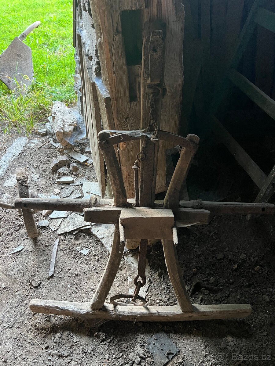 Starožitnosti ze statku - 11