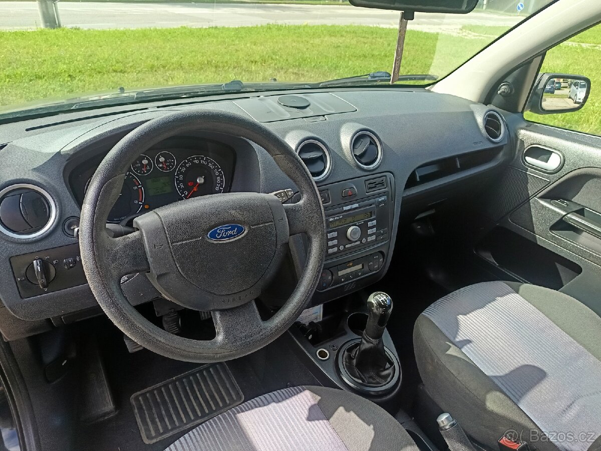 Ford fusion 1,6 TDCi , 66kw 2007, 256tis.km - 11