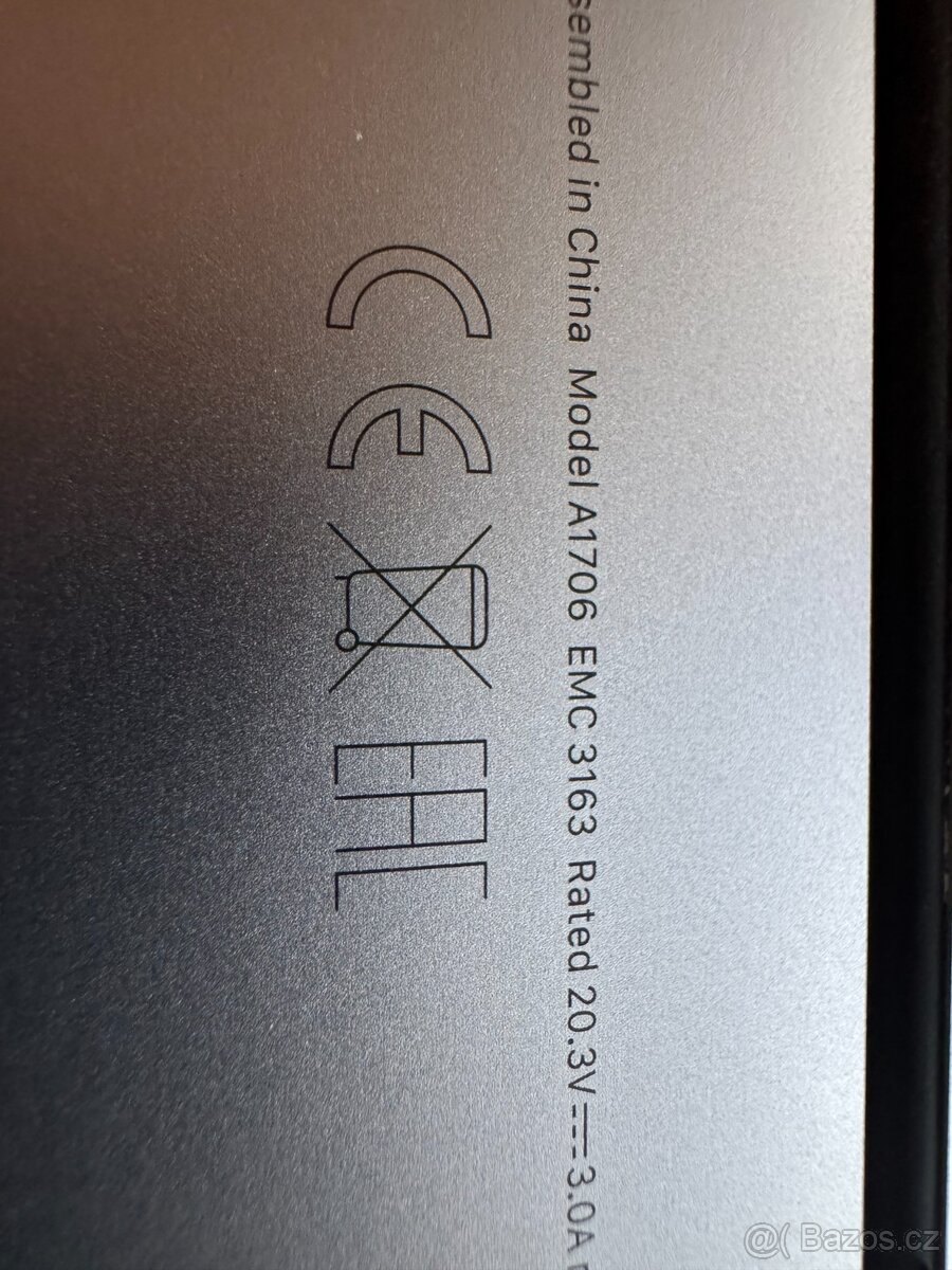 Apple Macbook Pro 13'' 2017 i5, 16GB, 256 SSD - 11