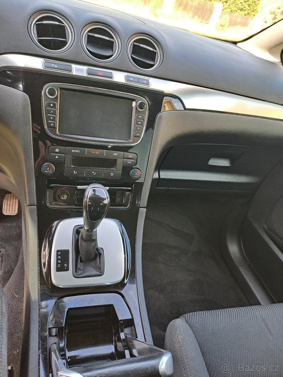 Ford S-max 2.0 120kW Automat - 11