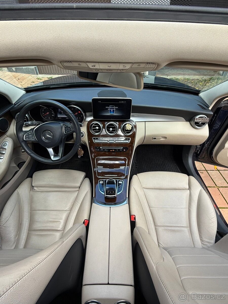Mercedes-Benz C 250 D 4MATIC DPH - 11