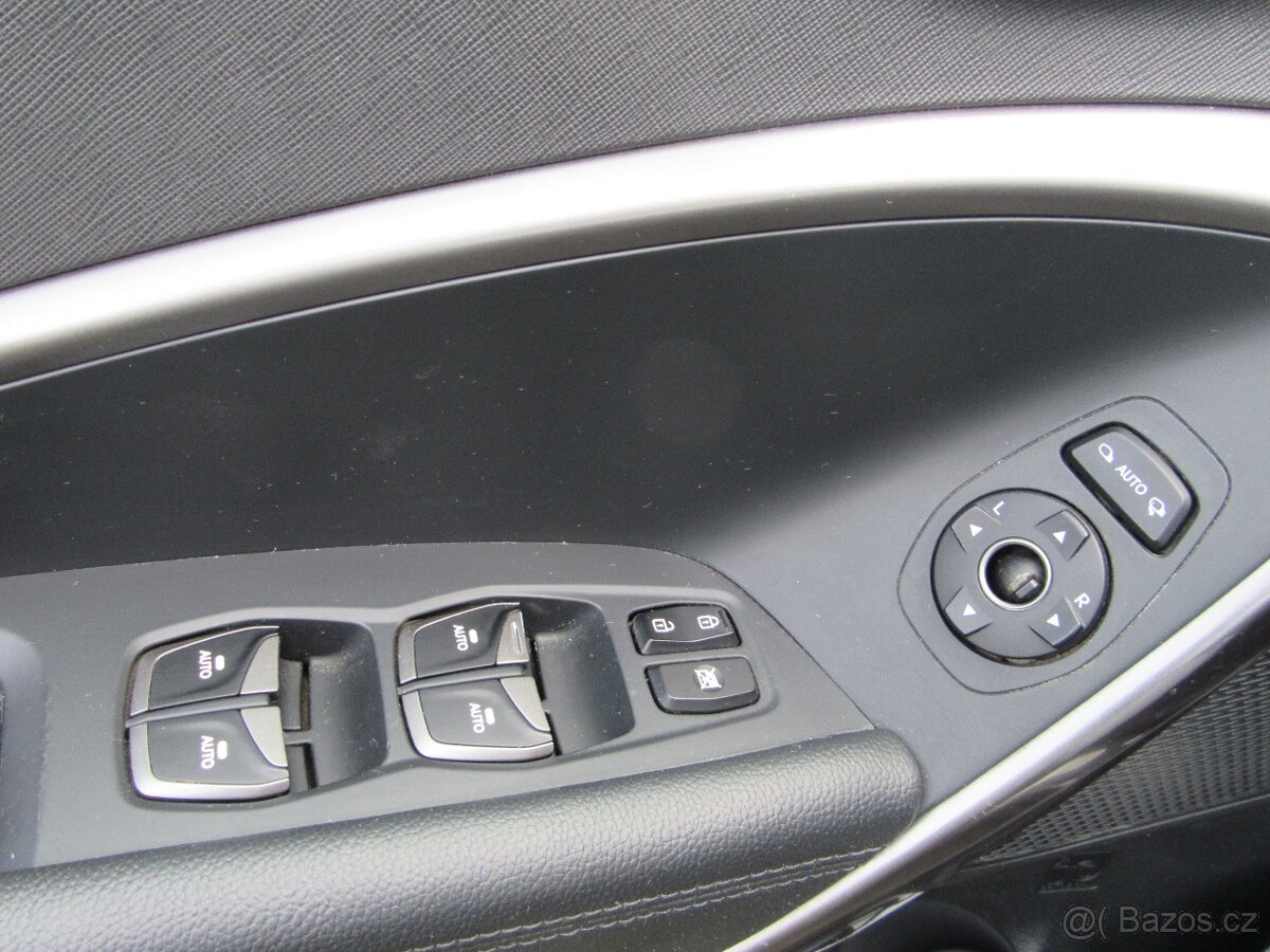 HYUNDAI SANTA FE 2.2 CRDi 147kw 4x4 r.v.2016 ČR.139 000km. - 11