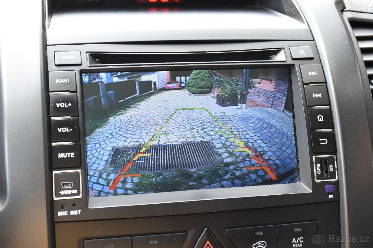 Kia Sorento 2.2 CRDI 145kw automat 4x2 7míst 2013 - 11