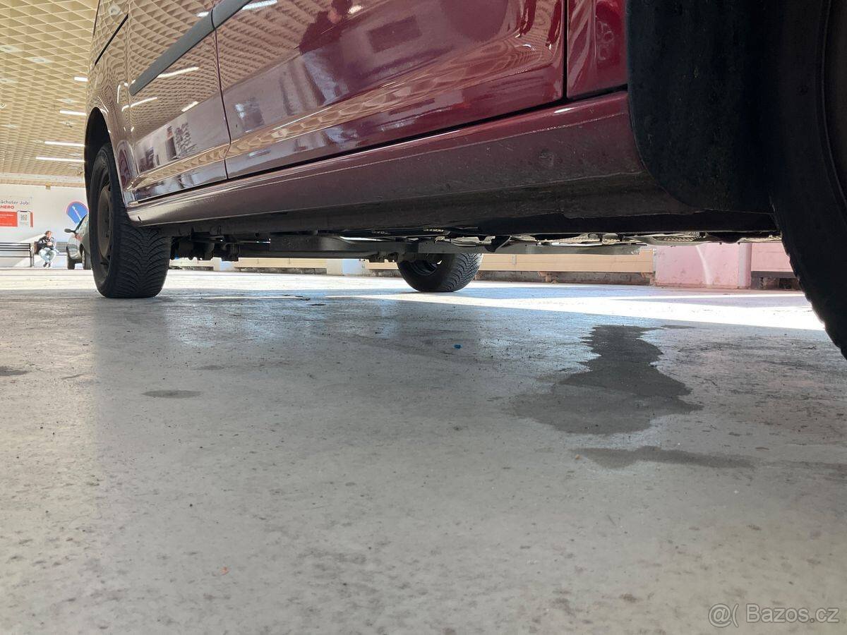 Caddy Maxi 2.0TDI 110kW,7míst,1.maj.serviska,tažné - 11