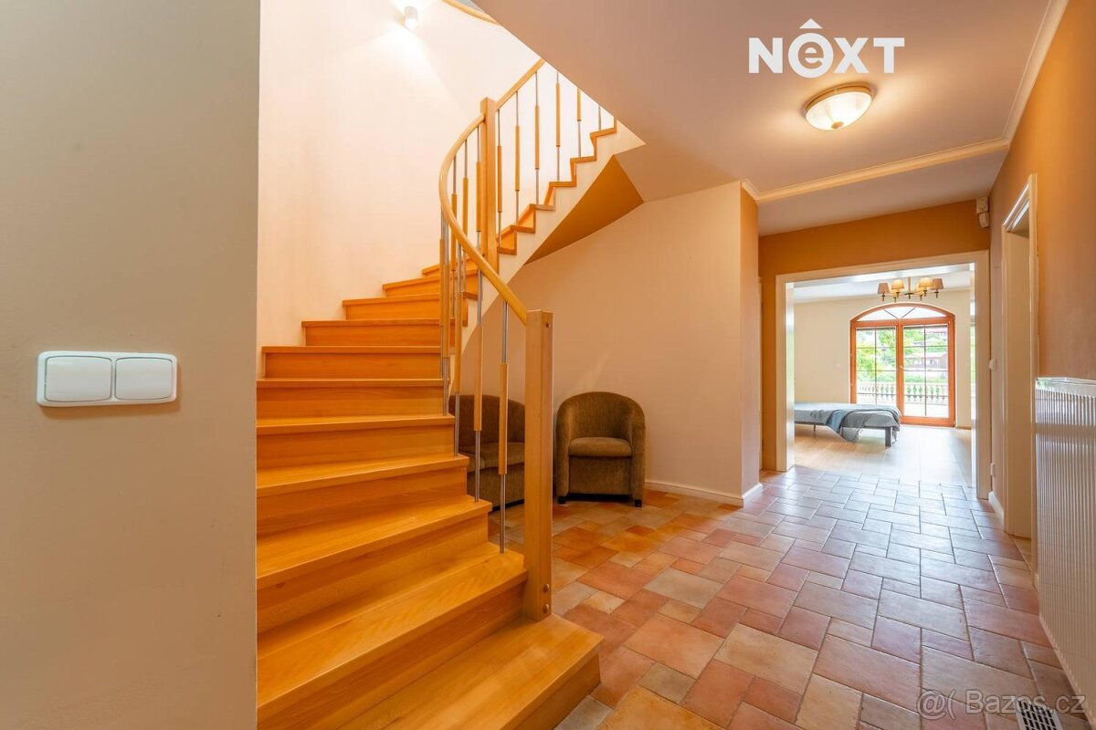 Prodej Vila, 302㎡ - 11