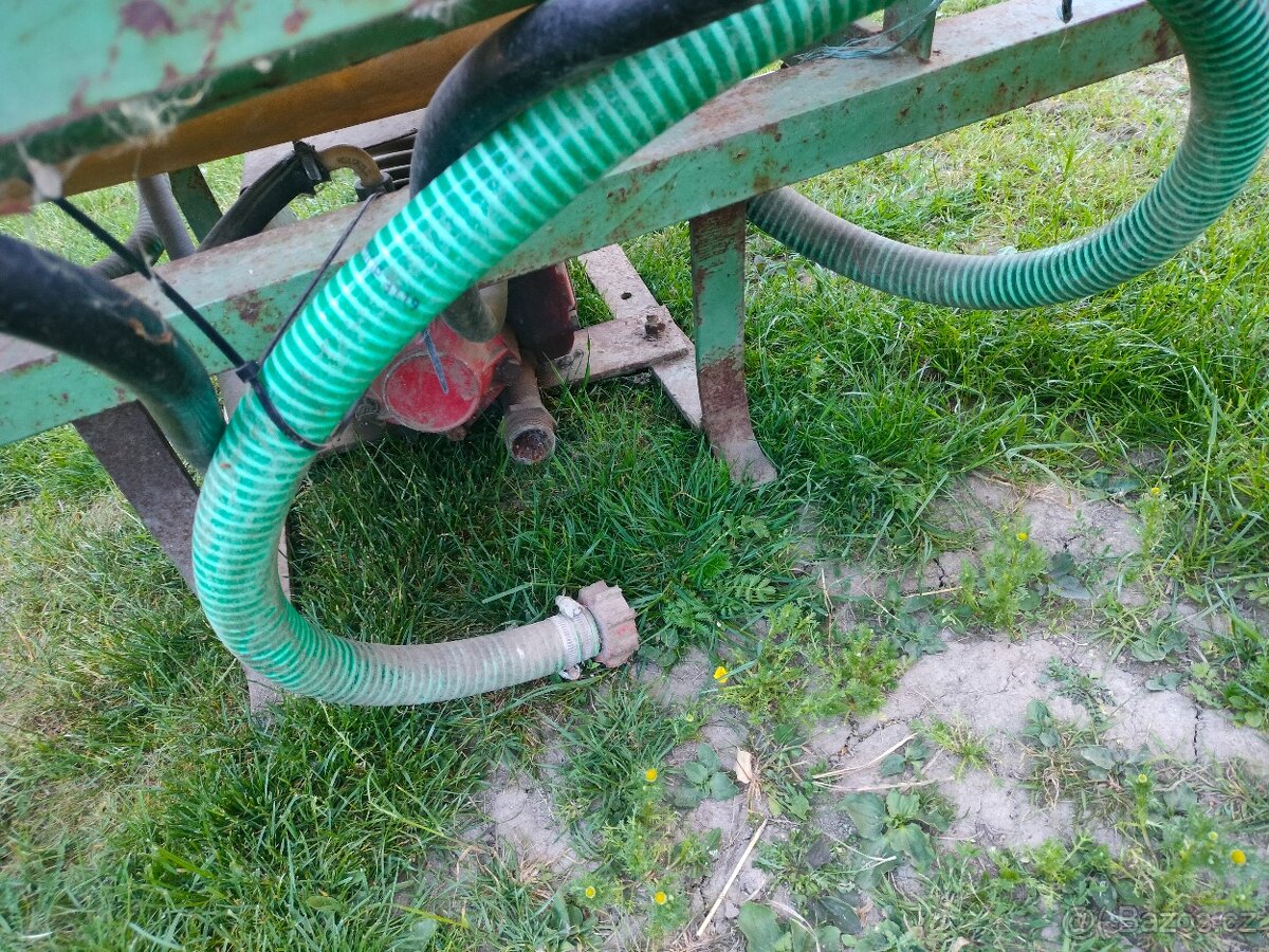 postřikovač zn HOLDER 3000 kč - 11