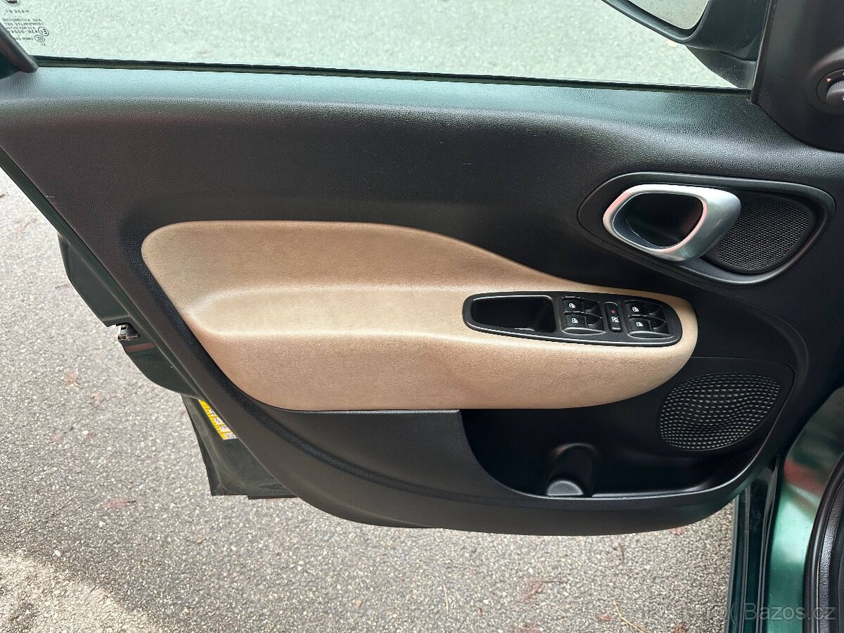 FIAT 500L LIVING 1.6JTD LOUNGE 7míst - 11