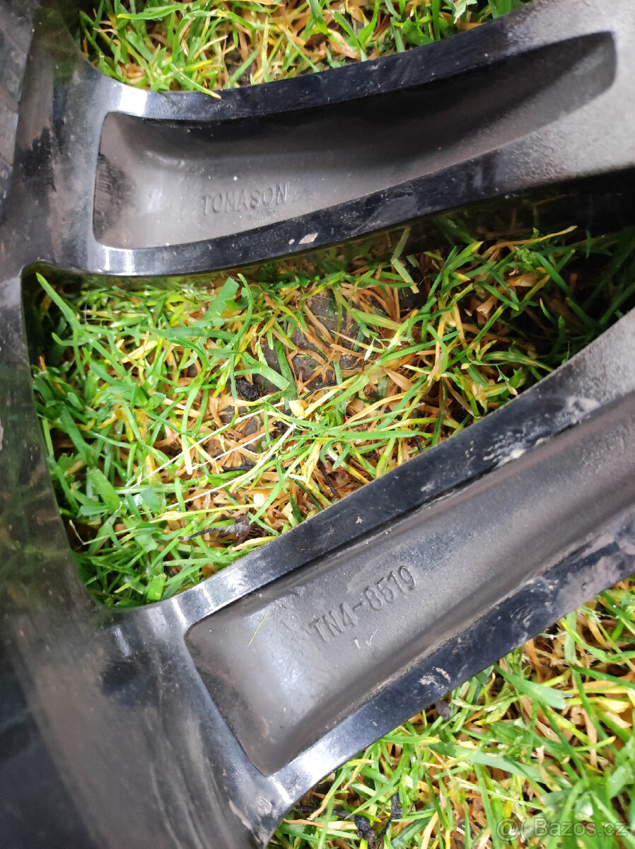 Alu kola Tomason 5x100 r19 - 11