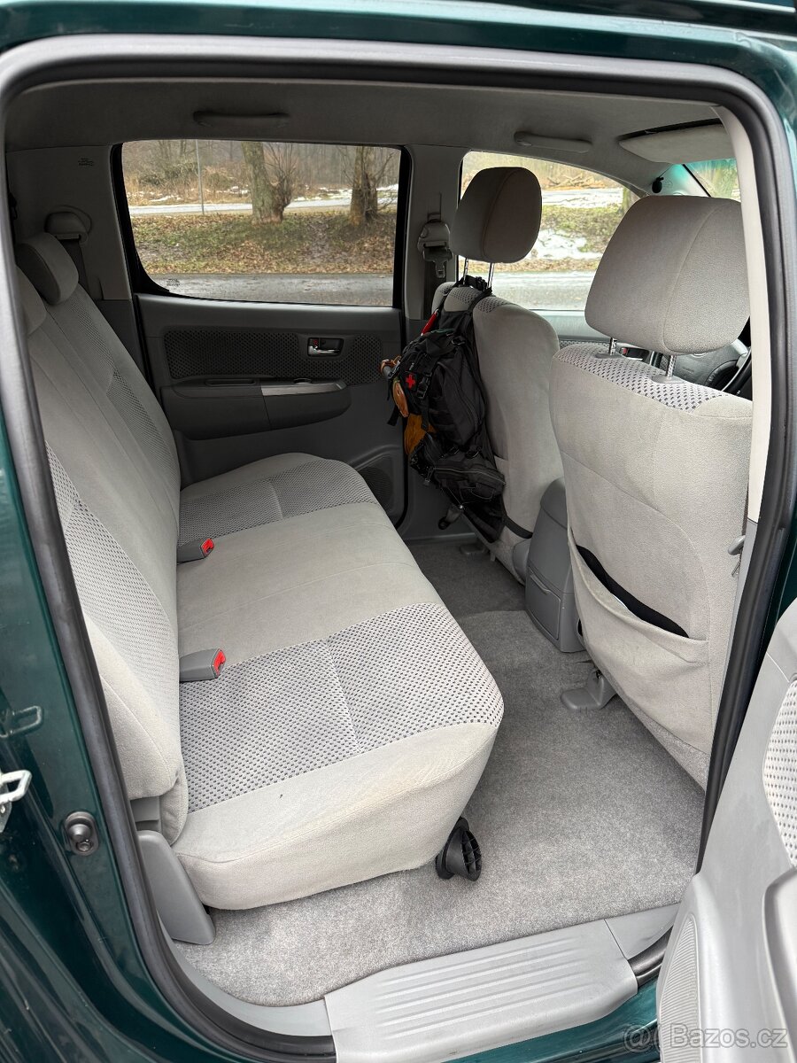 Toyota Hilux 3.0 - 11