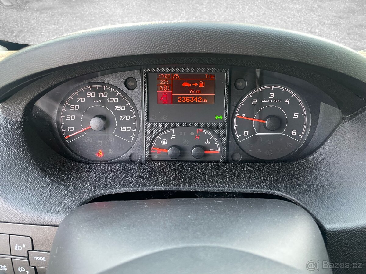 Peugeot Boxer 2.2HDi L2H2 1.MAJITEL ČR DPH - 11