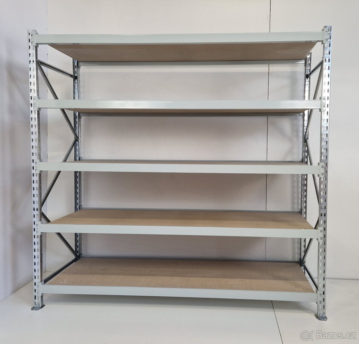 Průmyslový policový regál – pevný a kvalitní. - 11
