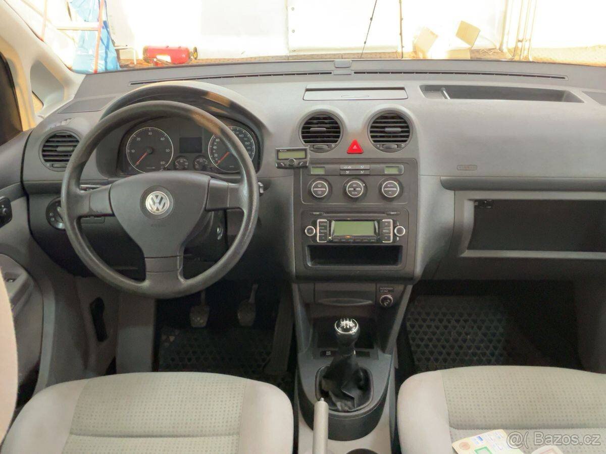VW Caddy Maxi 1.9TDI 77kW 7.míst,tažné,serviska - 11
