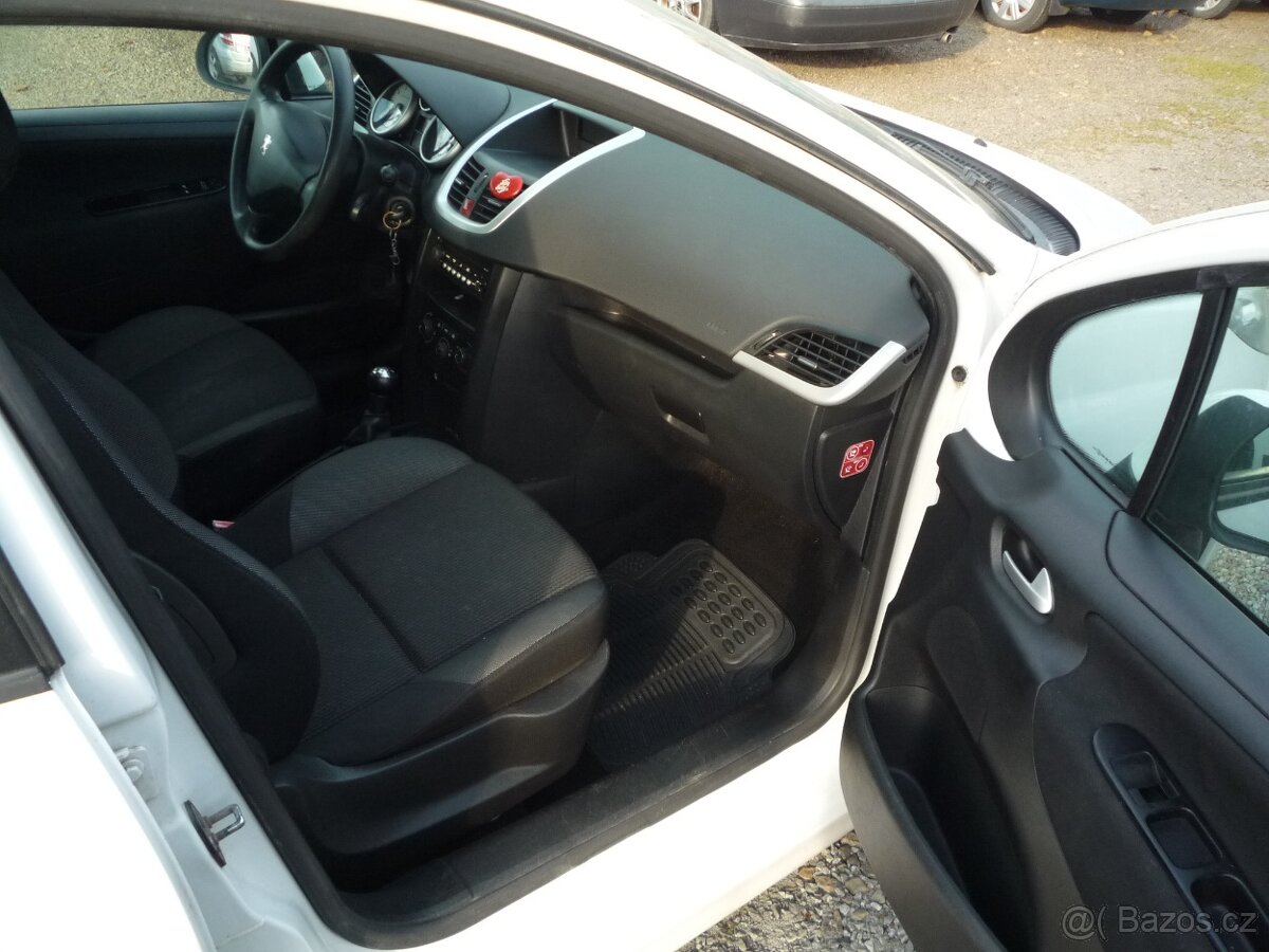 PEUGEOT 207 SW 1.4 BA - 11