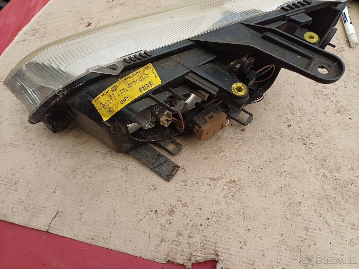 Zbytek dílů na Ford C-Max 1.8 benzín - 11