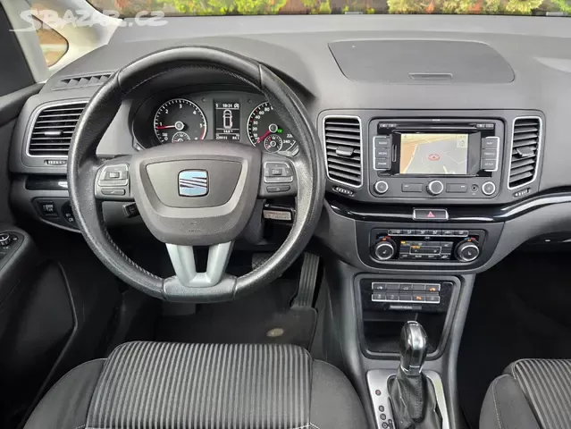Alhambra 2.0TDI/125kW DSG,7.míst,xenon,tažné,kamera,navi - 11