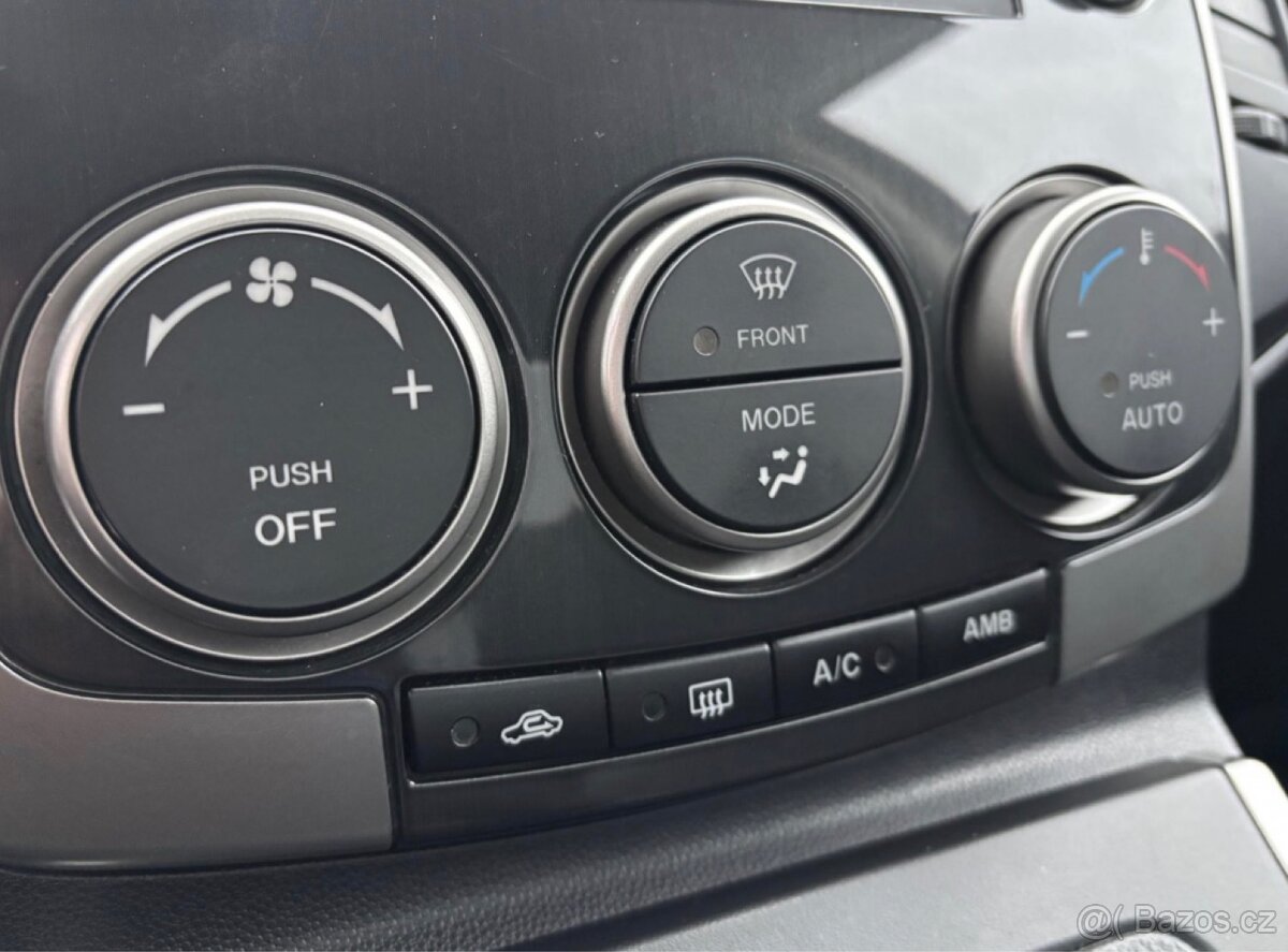 MAZDA 5 2.0 107 KW EXCLUSIVE - BENZÍN - 11