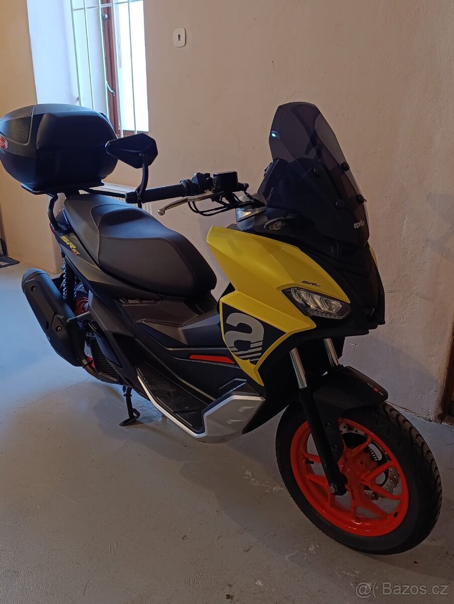 Aprilia SR GT 125 - 11