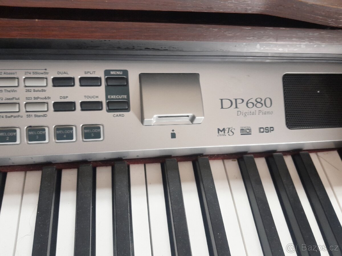 Prodám klávesy - 11