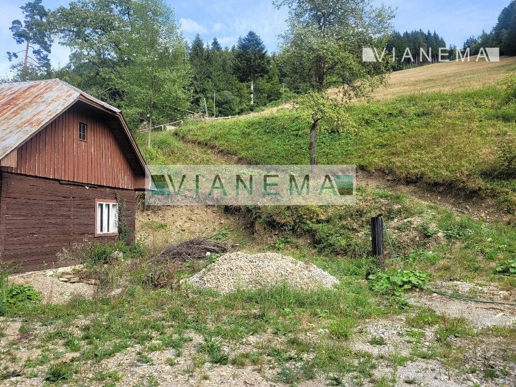 POUZE U NÁS Stavební pozemek s výhledem-SKI Čertov - 11