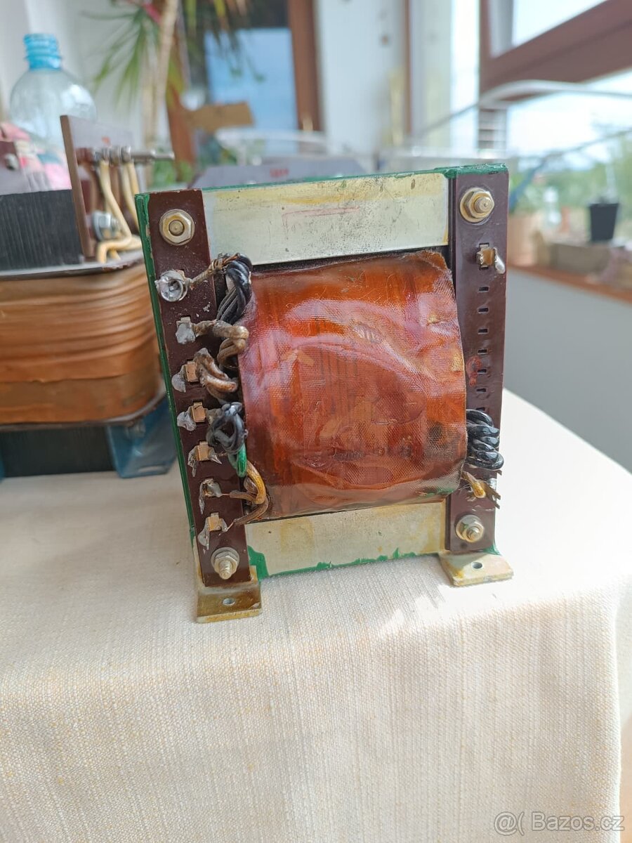 Sbírka transformátorů - 11