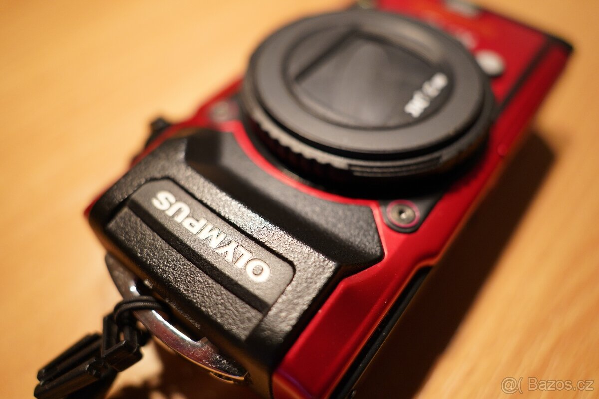 Olympus Tough TG-5 + bohaté příslušenství - 11