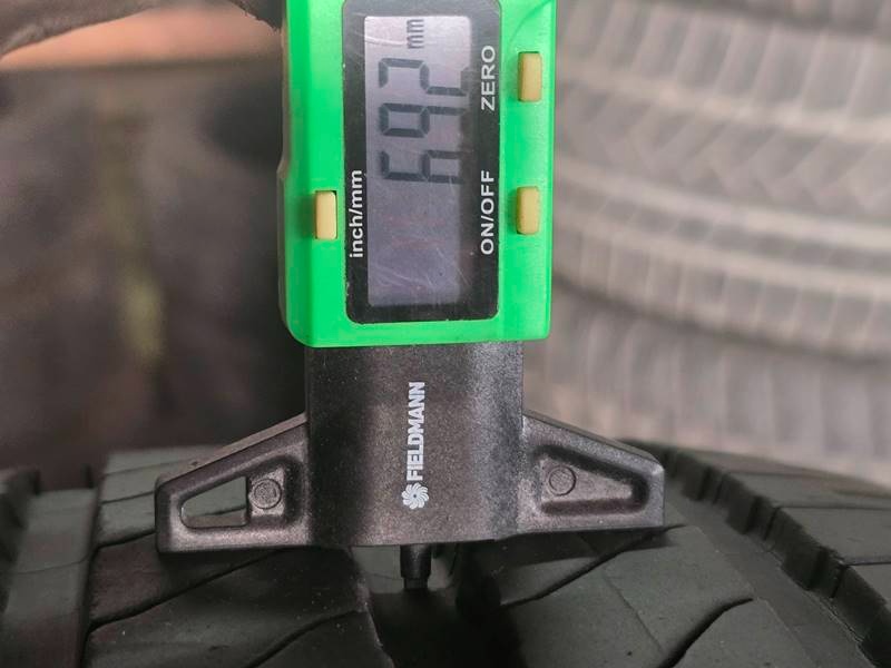 Letní Michelin 215/65/16C - 11