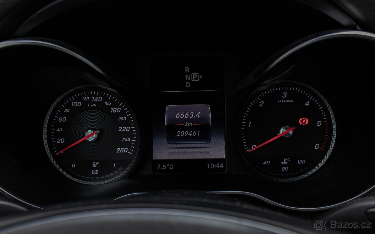 Mercedes-Benz C220D W205 2014 - 11