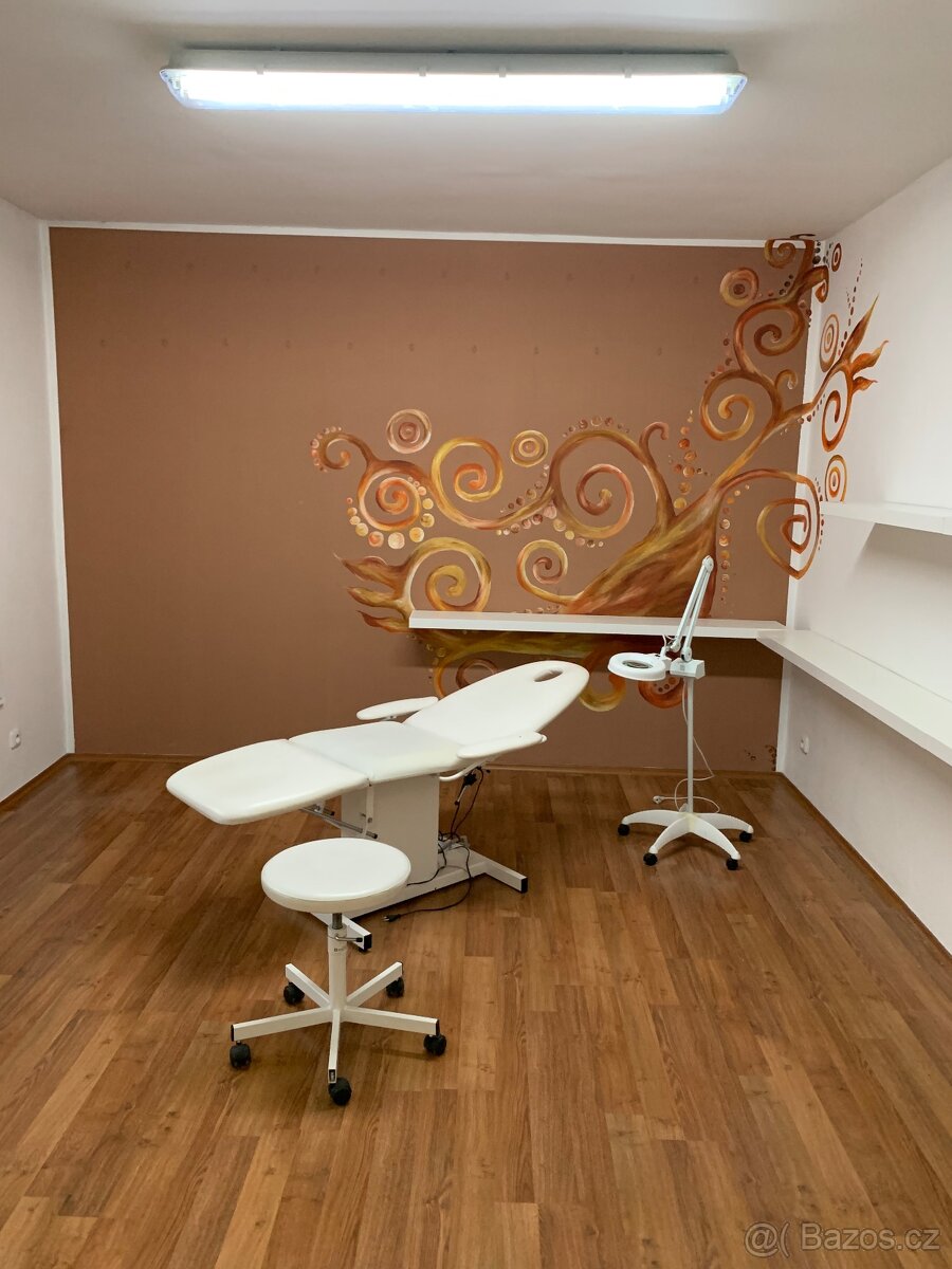 Pronájem sportovního centra s kompletním vybavením - 11