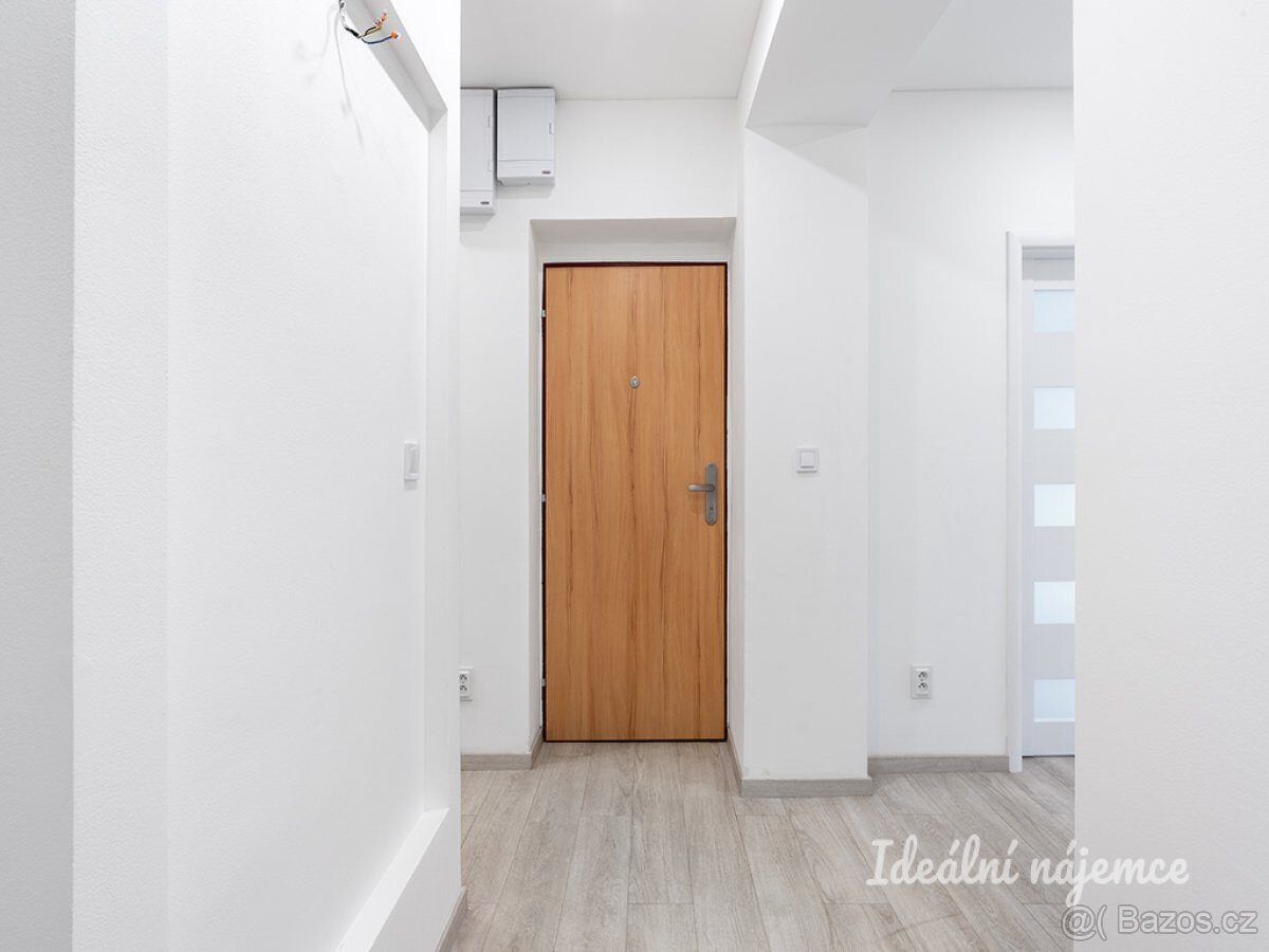 Pronájem bytu 3+1, Rosečská, Krč, 32900 Kč/měs, 84 m2 - 11