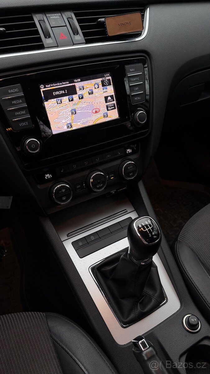 Škoda Octavia 3 - 11