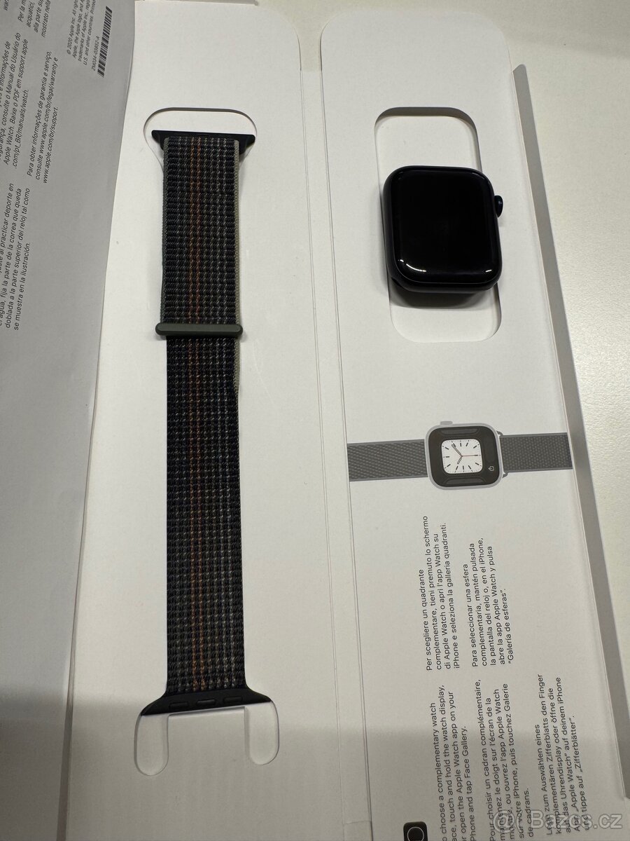 Apple Watch 8 45mm Midnight Blue - Krásný stav - 11
