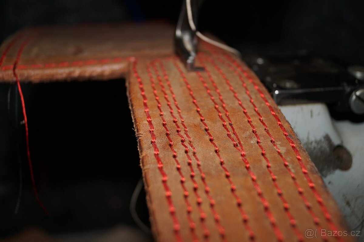 Profesionální šící stroj Adler 205 MO - 11