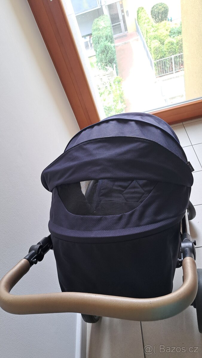 Kočárek Venicci GOLD 2v1 + Joie vajíčko s adaptérem - 11