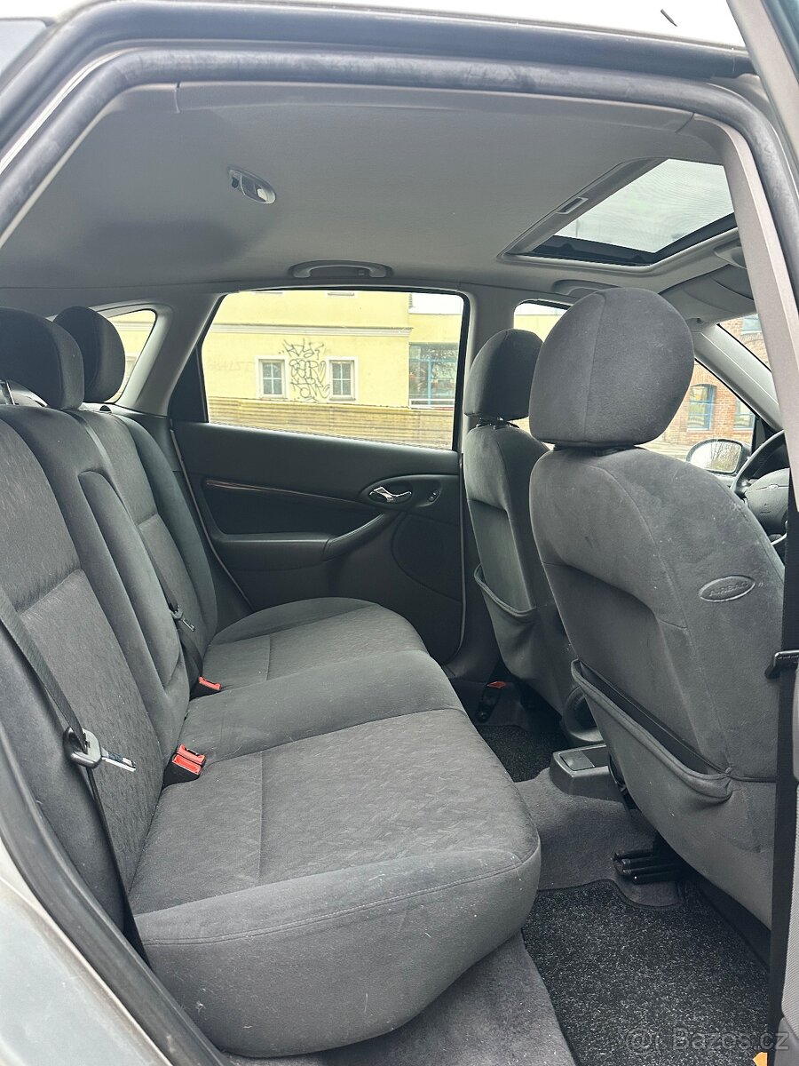 Ford Focus I Chia - 11