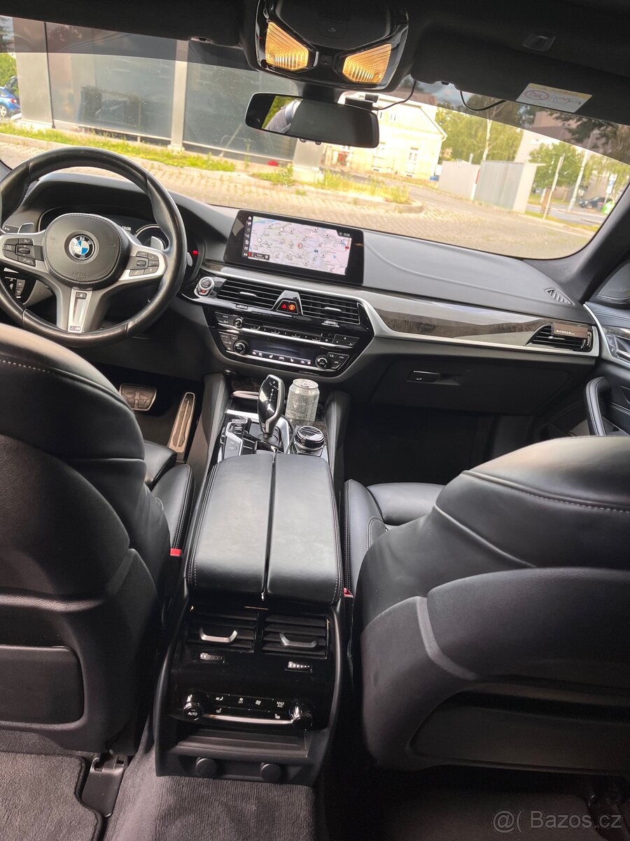 BMW G30 540i - 11