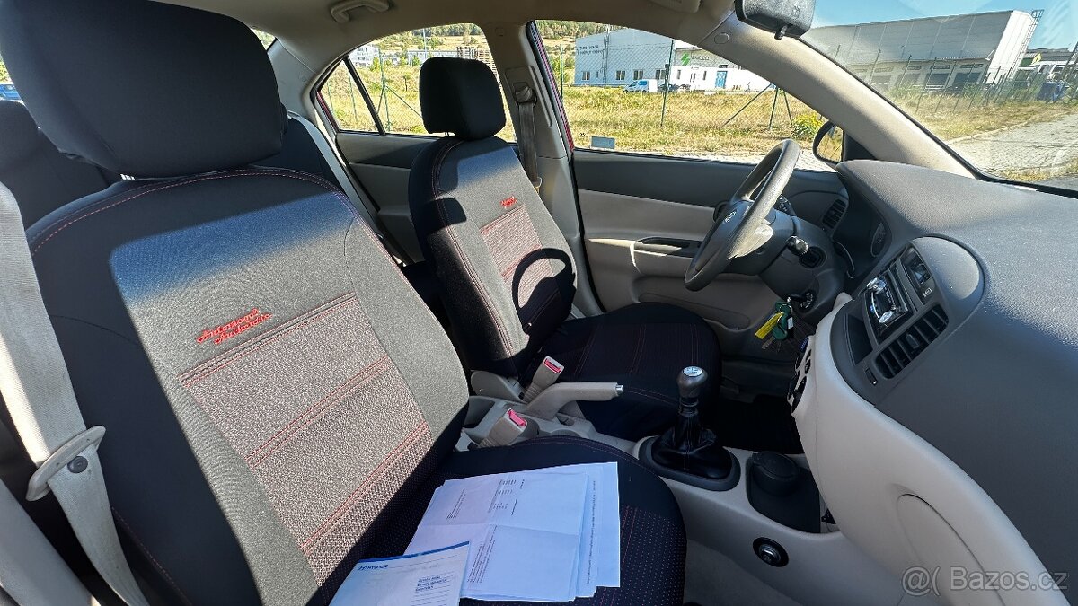HYUNDAI ACCENT 1.4 - 11