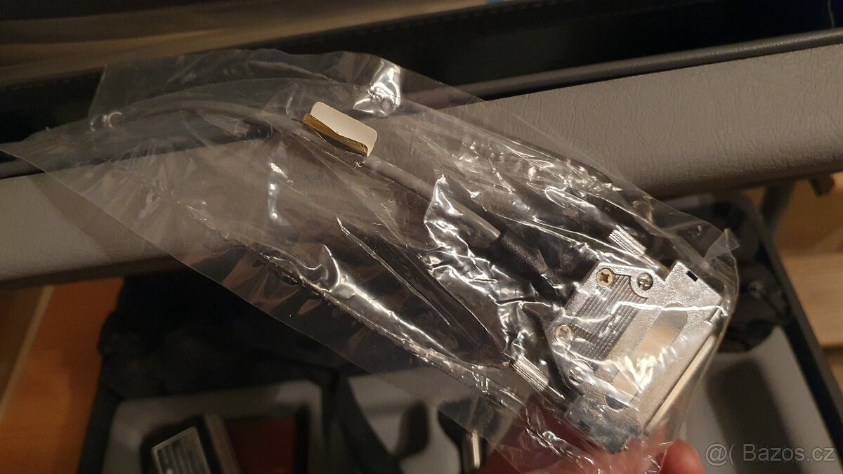 Bruel Kjaer měřící technika a tiskárna - 11