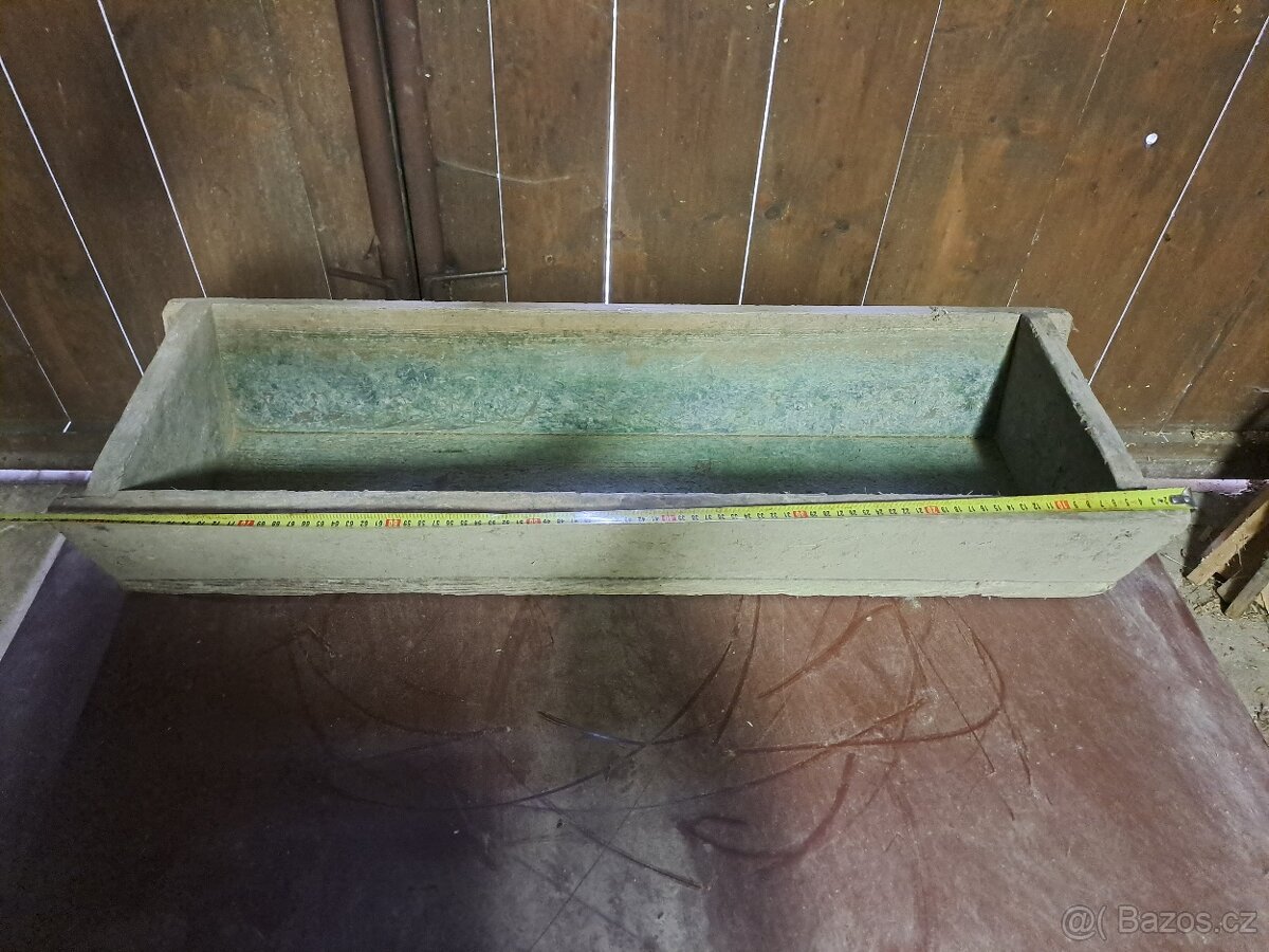 Kamenný šrotovník na obilí, umyvadlo ČKD , krmítko - 11