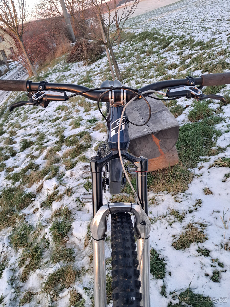 GT Force Carbon Pro AXS - 11