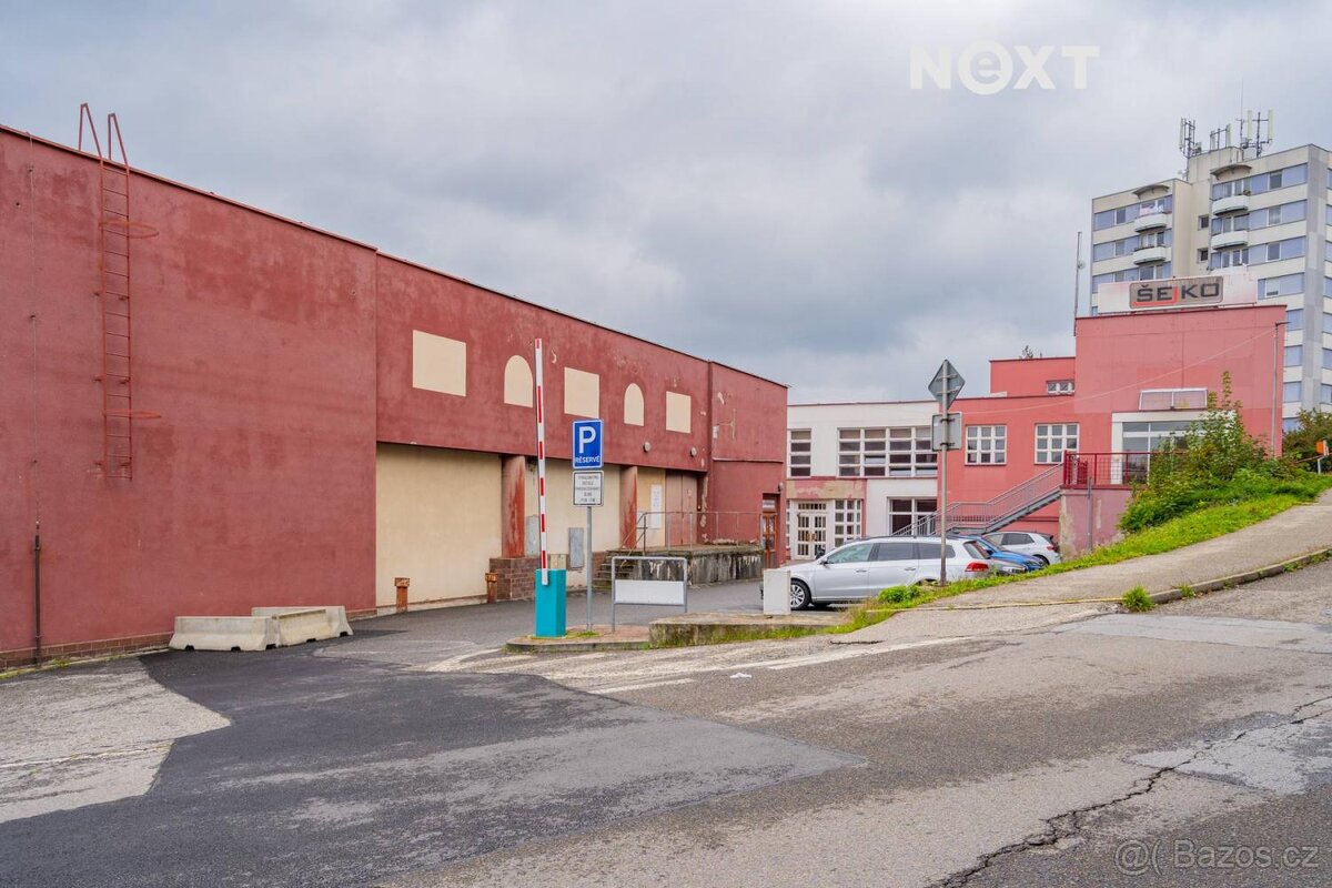 Pronájem komerční Obchodní prostory, 360㎡ - 11