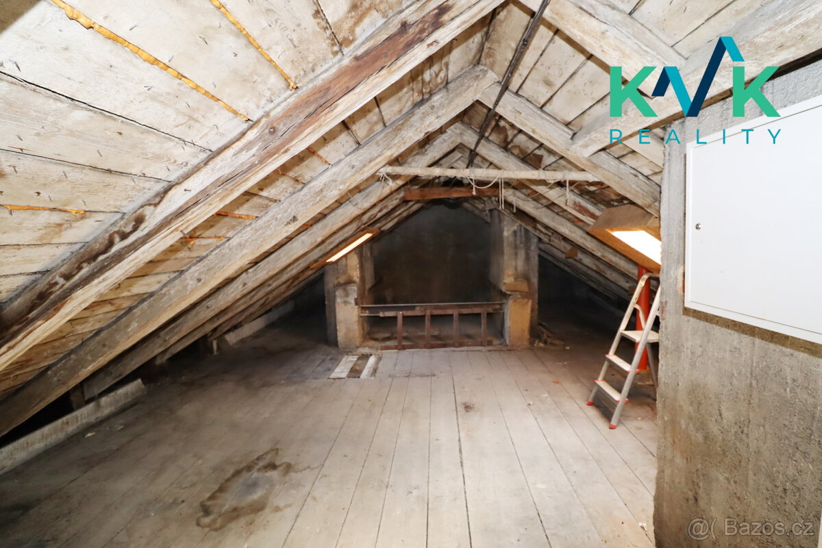 Prodej 4+1 před rekonstrukcí – Karlovy Vary, ul. Sadová - 11