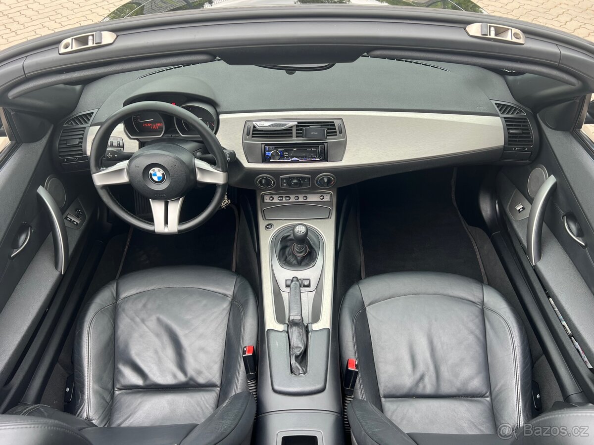 BMW Z4 2.5i - 11